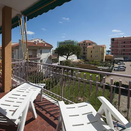 Fornaci 11 Rivieraholiday Lejlighed Pietra Ligure