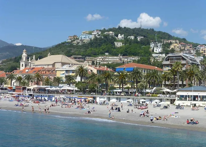 Fornaci 11 Rivieraholiday Apartman Pietra Ligure